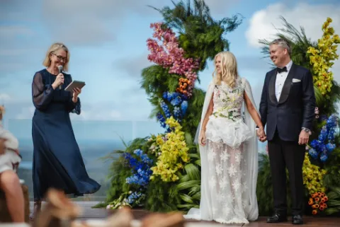 Carlee Hay Marriage Celebrant, Wedding in the Sunshine Coast Hinterland Maleny